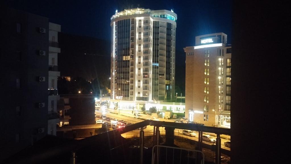 Апартаменти Crystal 4*