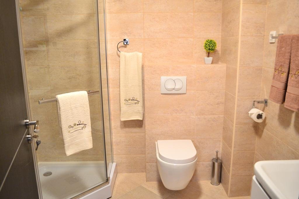 Картинка Crystal 4*