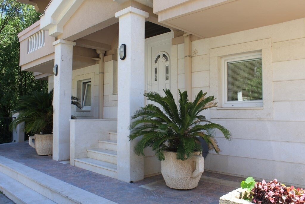 Панорама Golijani Villa 3*