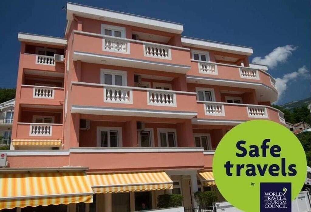 Отель Apartments Sofia 3*