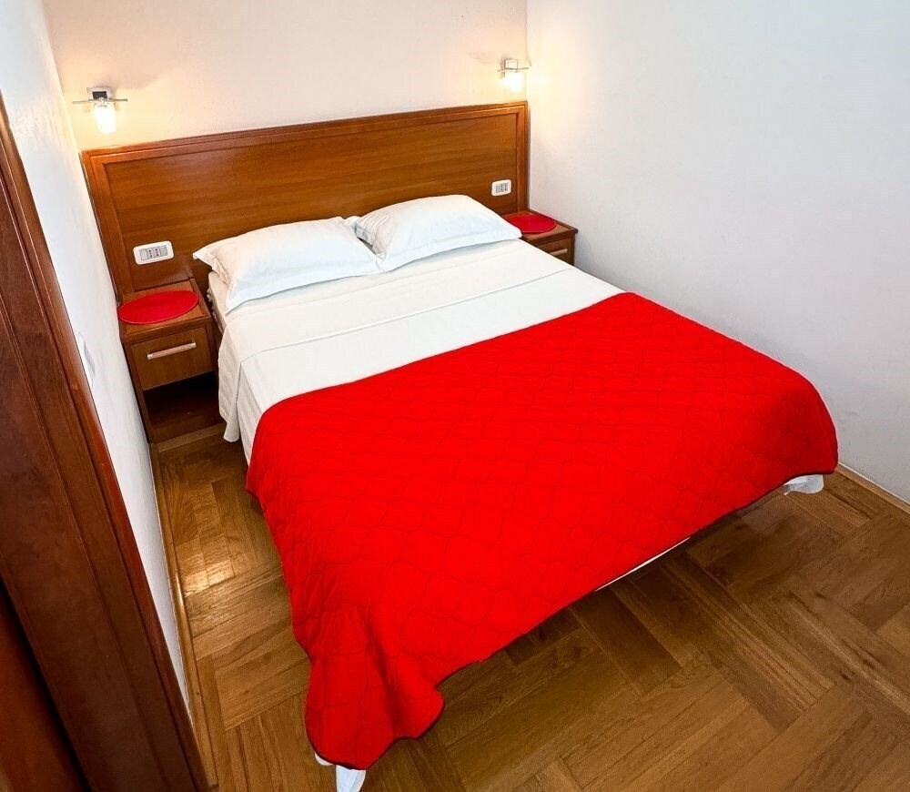 Апартаменти Harmonia Apartments 4*