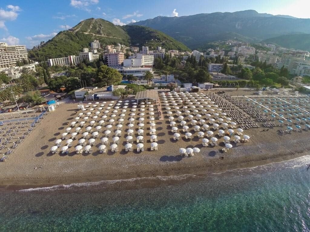 Отель Tara 4*