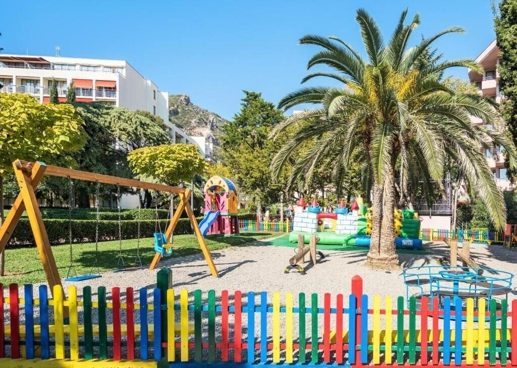 Панорама Iberostar Waves Bellevue (ex. Iberostar Bellevue) 4*