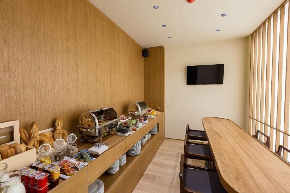 Апартаменти Bono Hotel Becici 4*