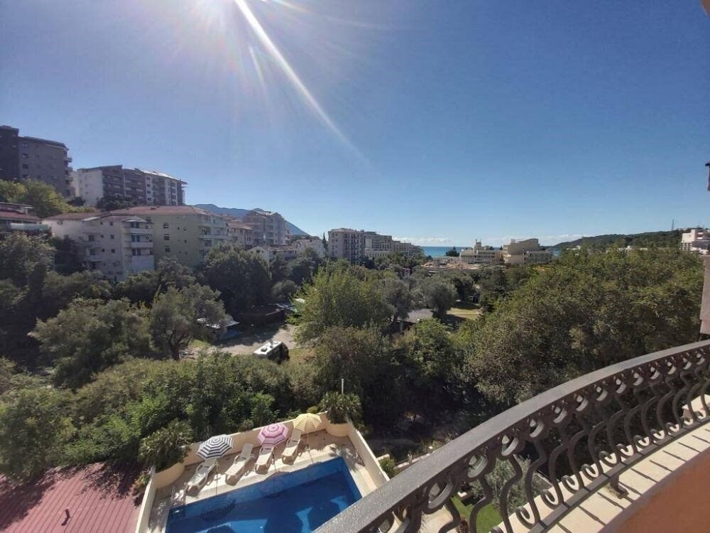 Апартаменти Premier Apartments Villa 4*