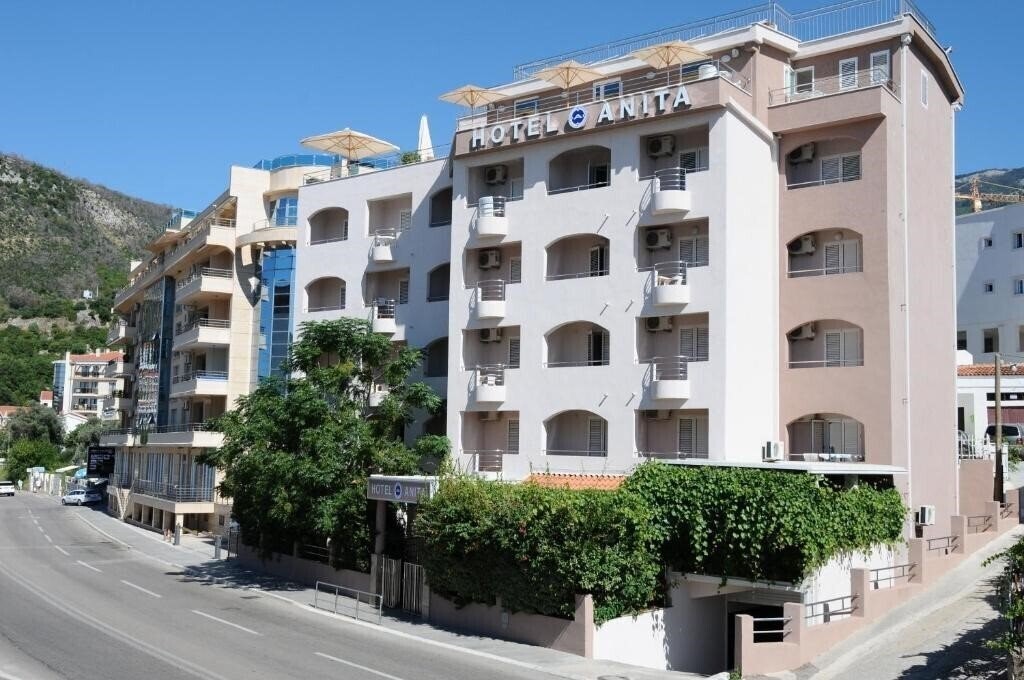 Вид Anita Hotel 3*