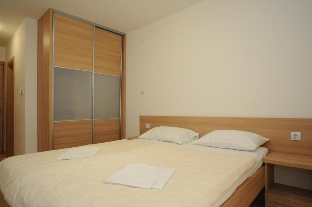 Территория Anita Hotel 3*