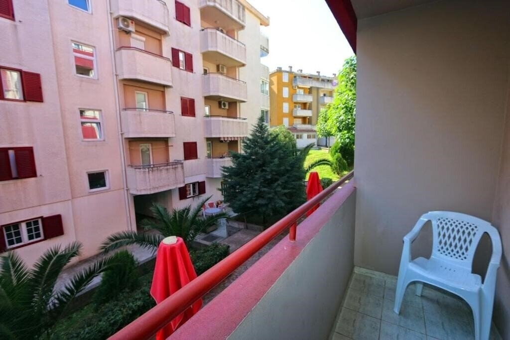 Апартаменты Podostrog 3*