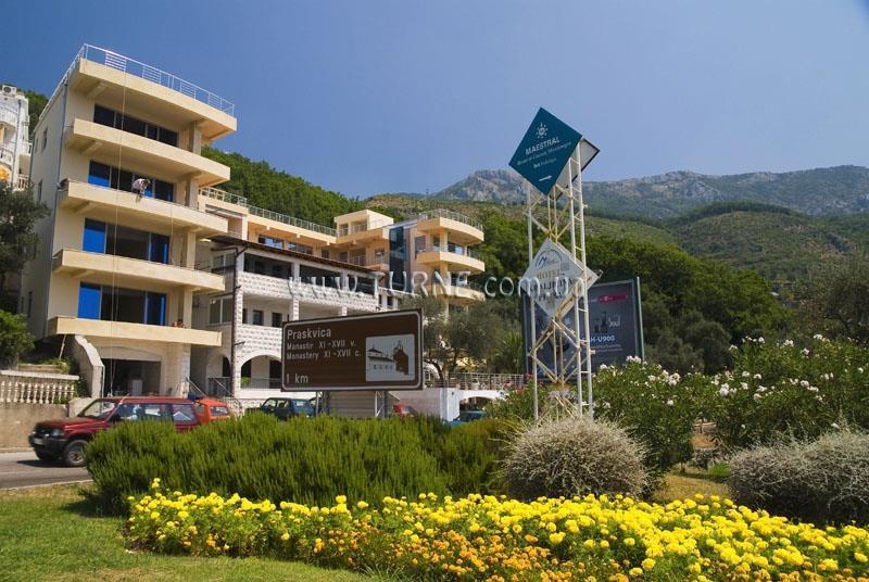 Апартаменти Raymond Kazanegra Apartments 4*