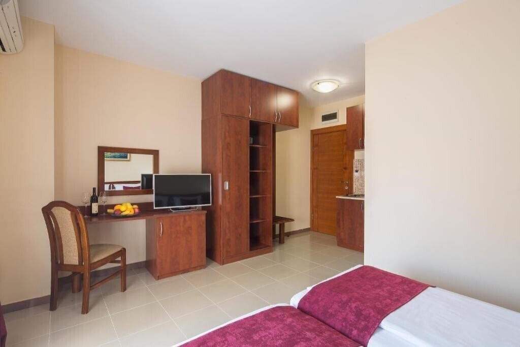 Панорама Apartments Salus 3*