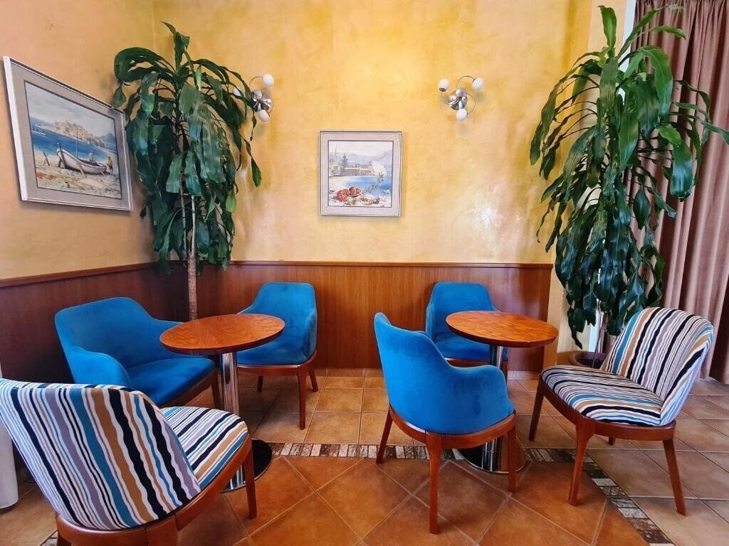 Територія Hotel Fineso 3*