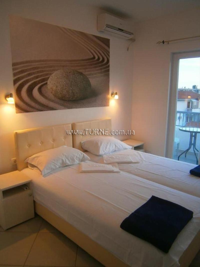 Панорама D & B 3*