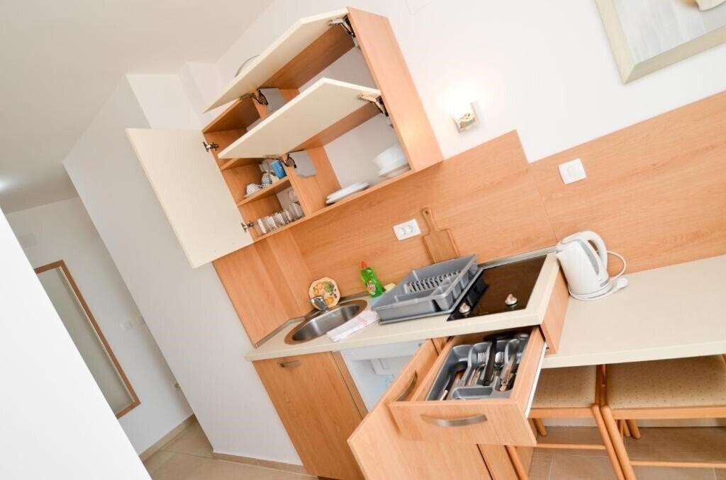 Вид Ivanovic Apartments 3*