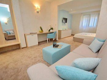 Вид Villa Hermes 2016 Class "A" вилла