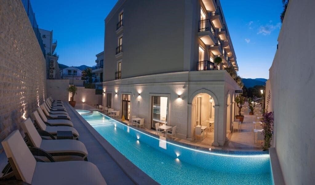 Апартаменты Hotel Moskva 4*