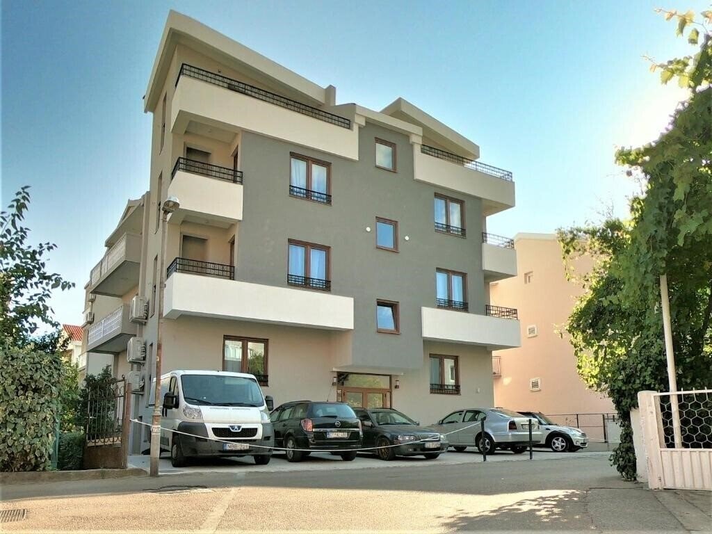 Апартаменти Martinovic Apartments 3*