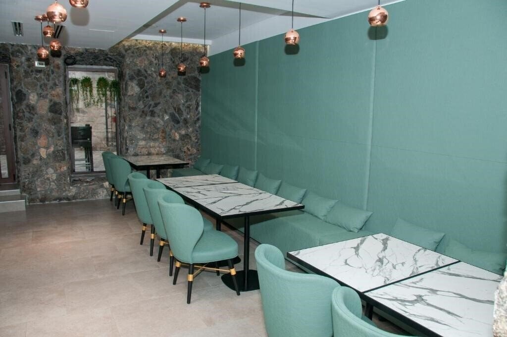 Апартаменты Astoria 4*