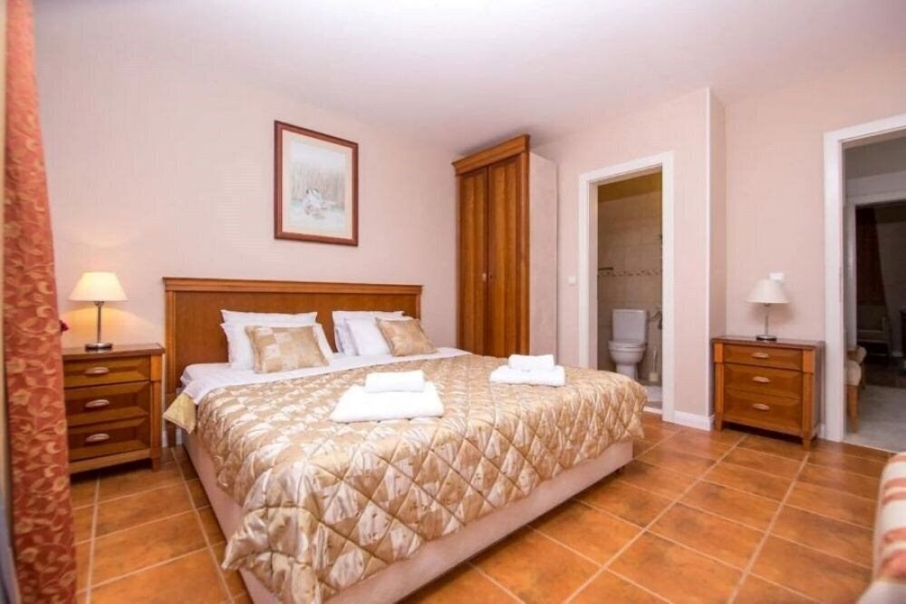 Панорама Apartments Lazovic 3*