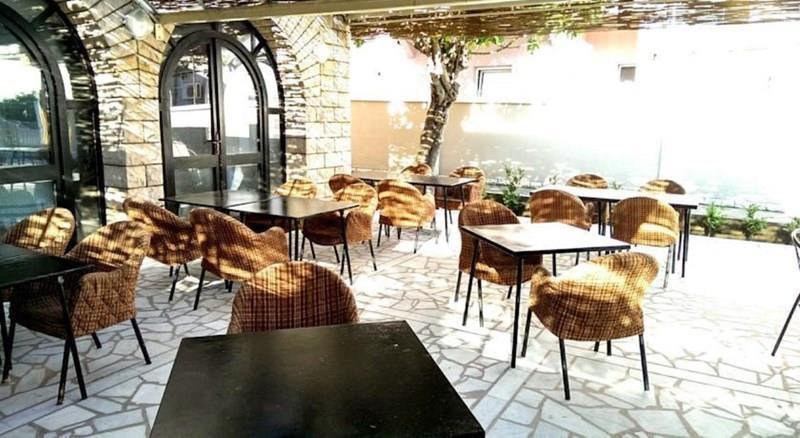 Панорама Adria Villa 3*