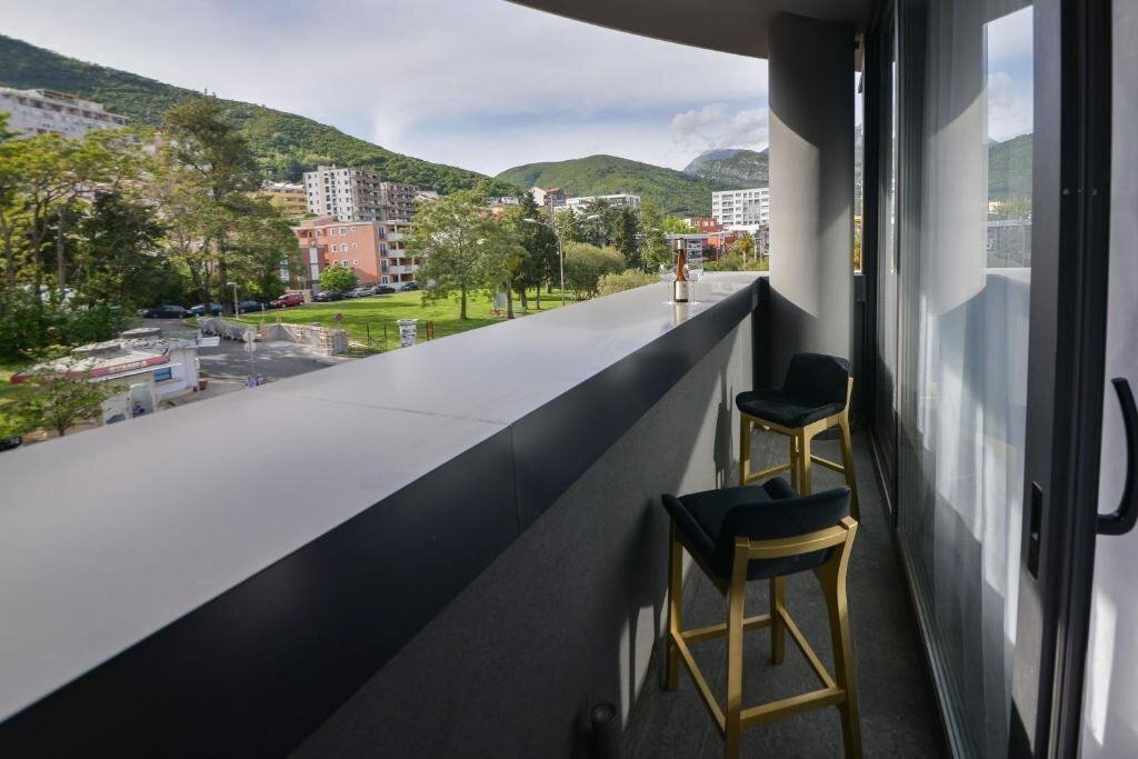 Вид Blue Moon Apartment 4*