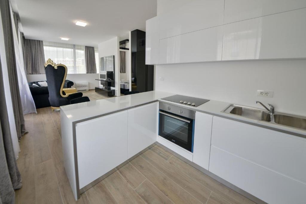 Панорама Blue Moon Apartment 4*