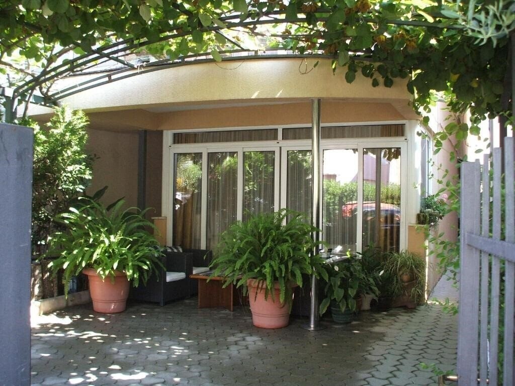 Панорама Apartments Egon 3*