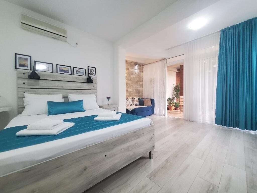 Панорама Apartments Egon 3*