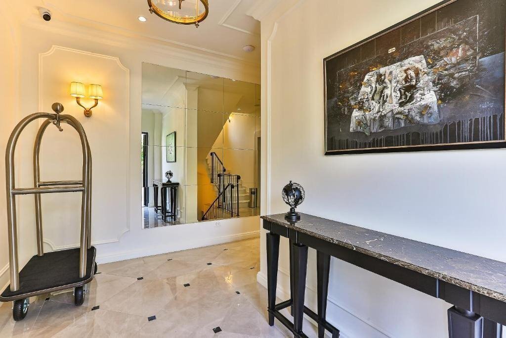 Картинка Eden Budva 4*