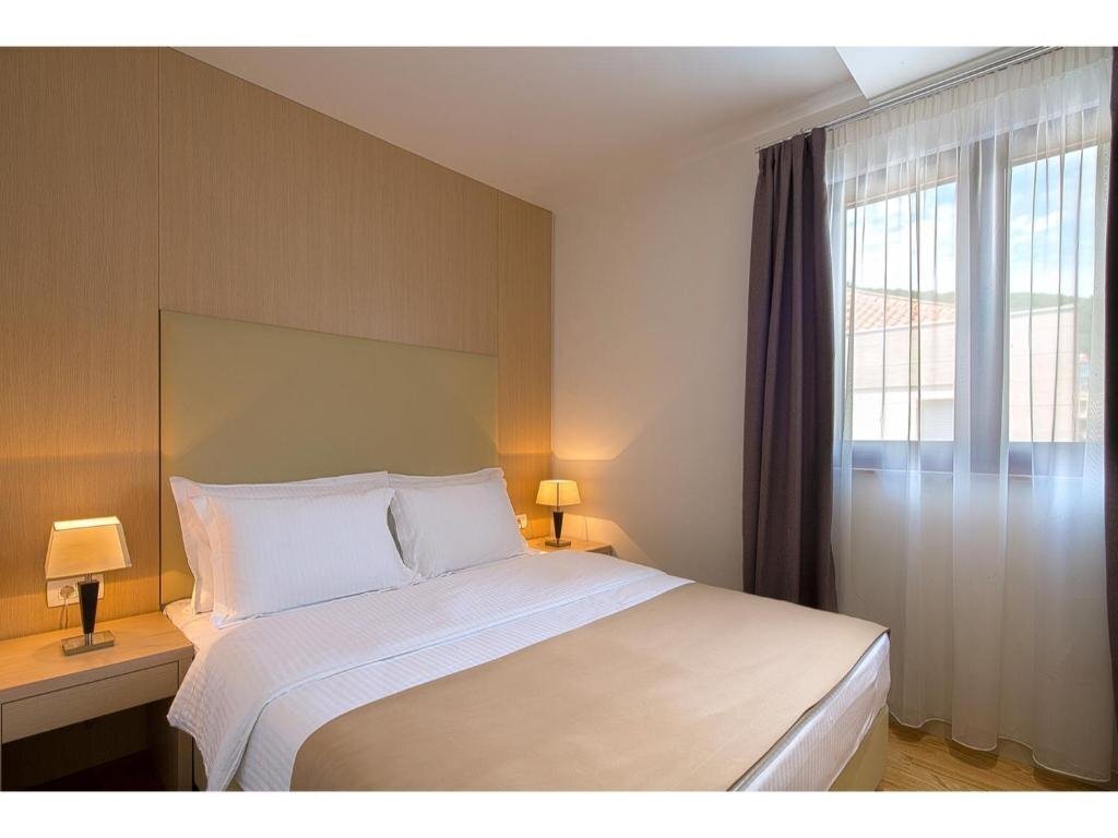 Панорама Spaska Apartments 4*