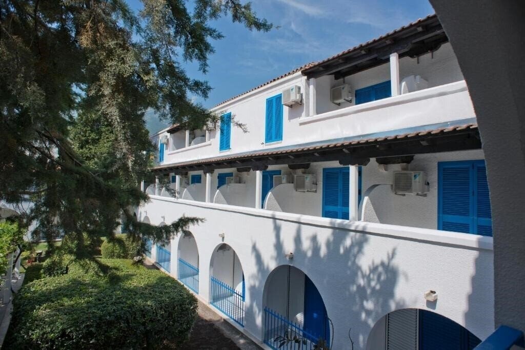 Территория Aleksandar Hotel 4*