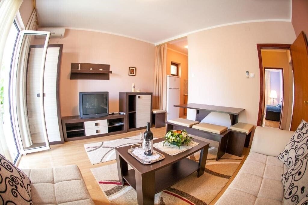 Изображение Guest House Lidija 3*
