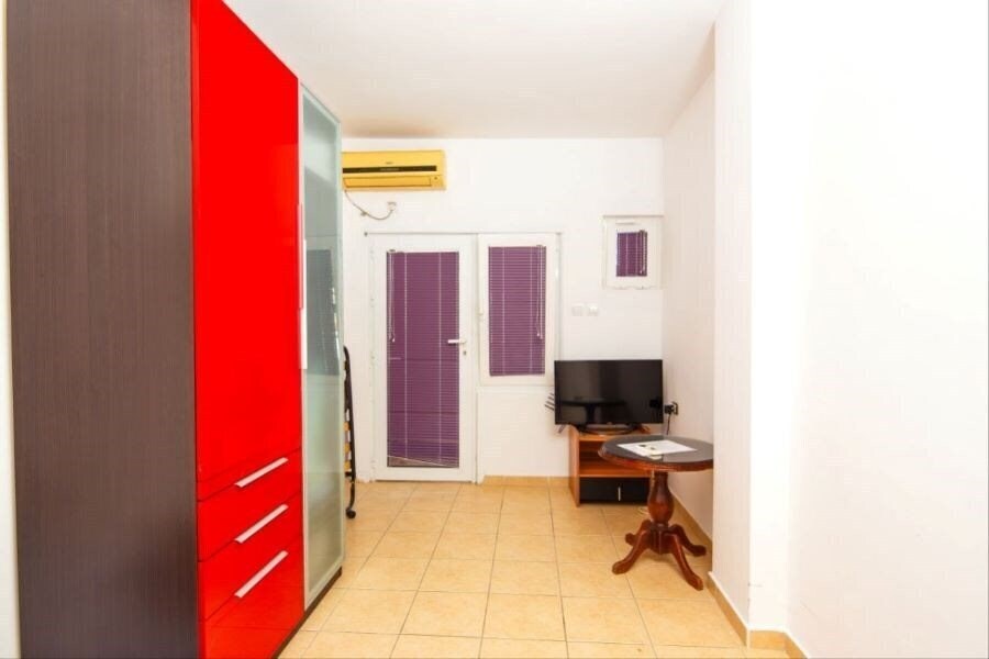 Панорама Guest House Violet Aparthotel 2*