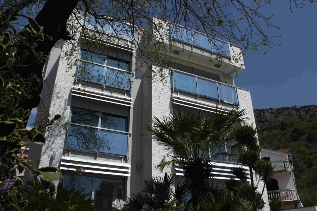 Панорама Villa Ivan 4*