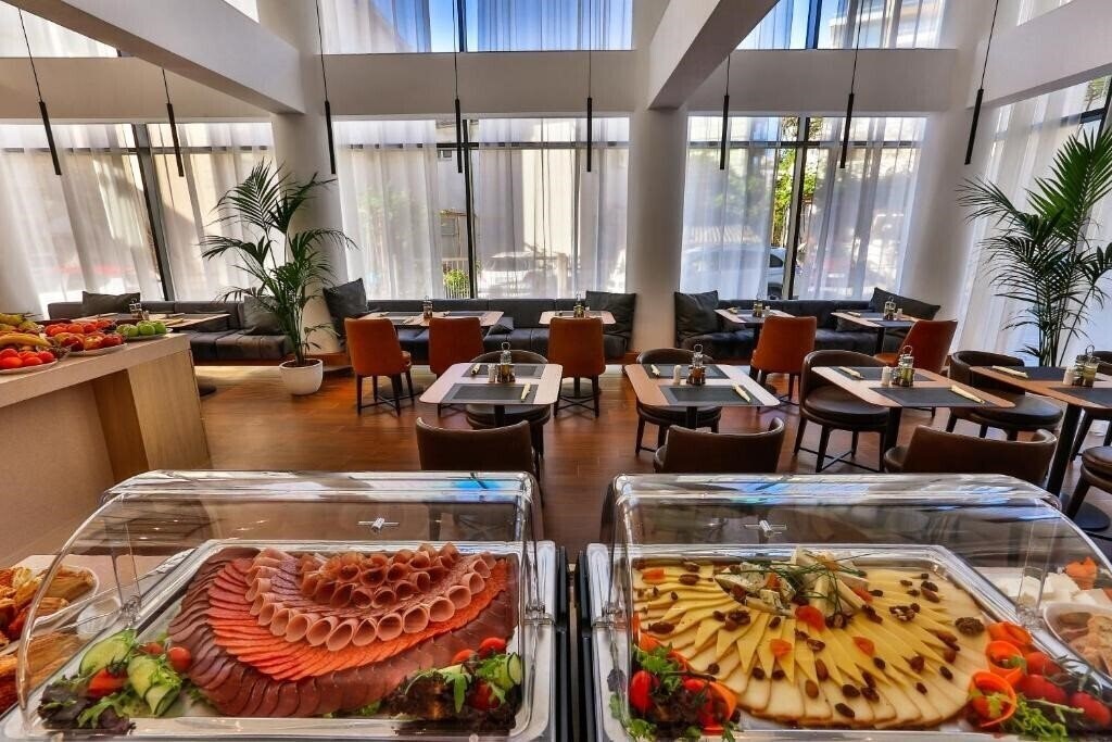 Панорама Villa Kornic 3*