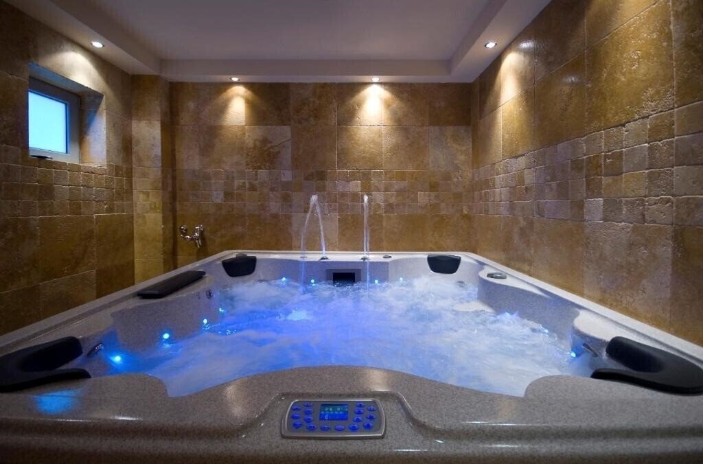 Фото Vila V Lux 4*