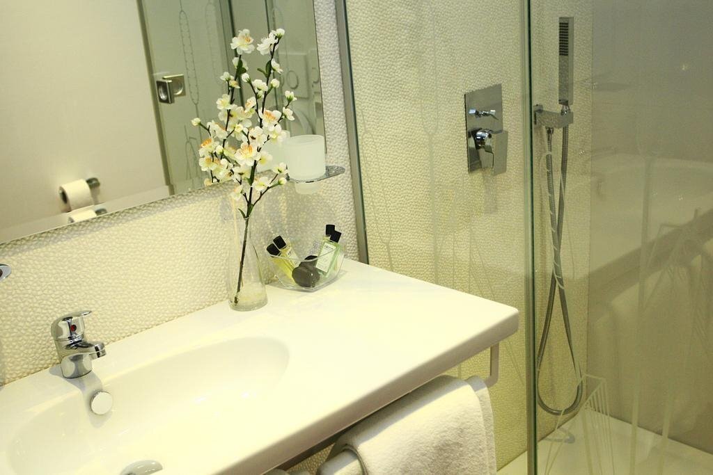 Картинка Sky View Budva апартаменты