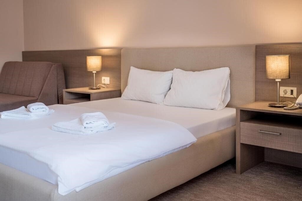 Вид Mb Small Hotel 3*