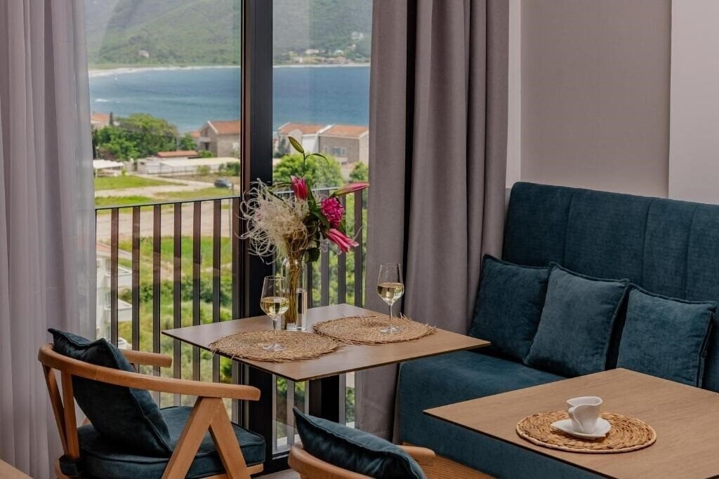 Апартаменти Aquilo 4*