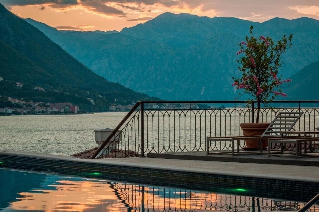 Апартаменты Allure Palazzi Kotor Bay 5*