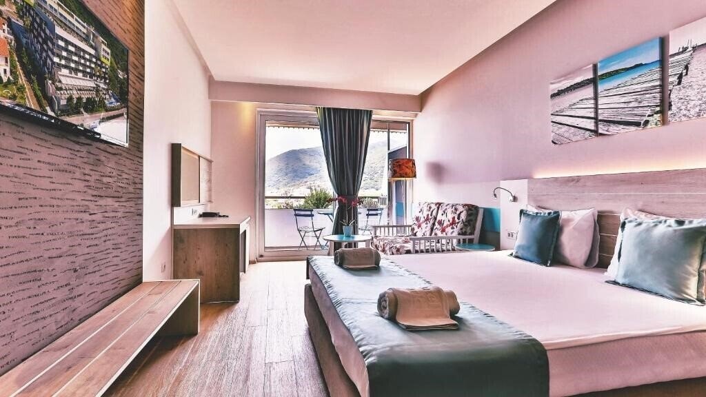 Картинка Carine Hotel Park 4*