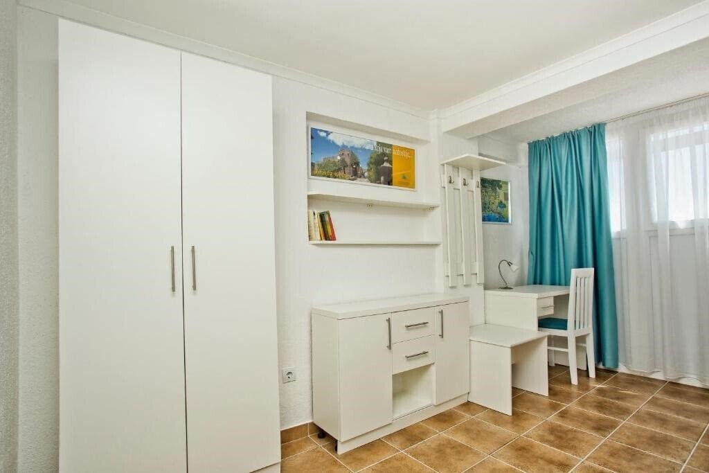 Территория Kamelija Apartments 4*