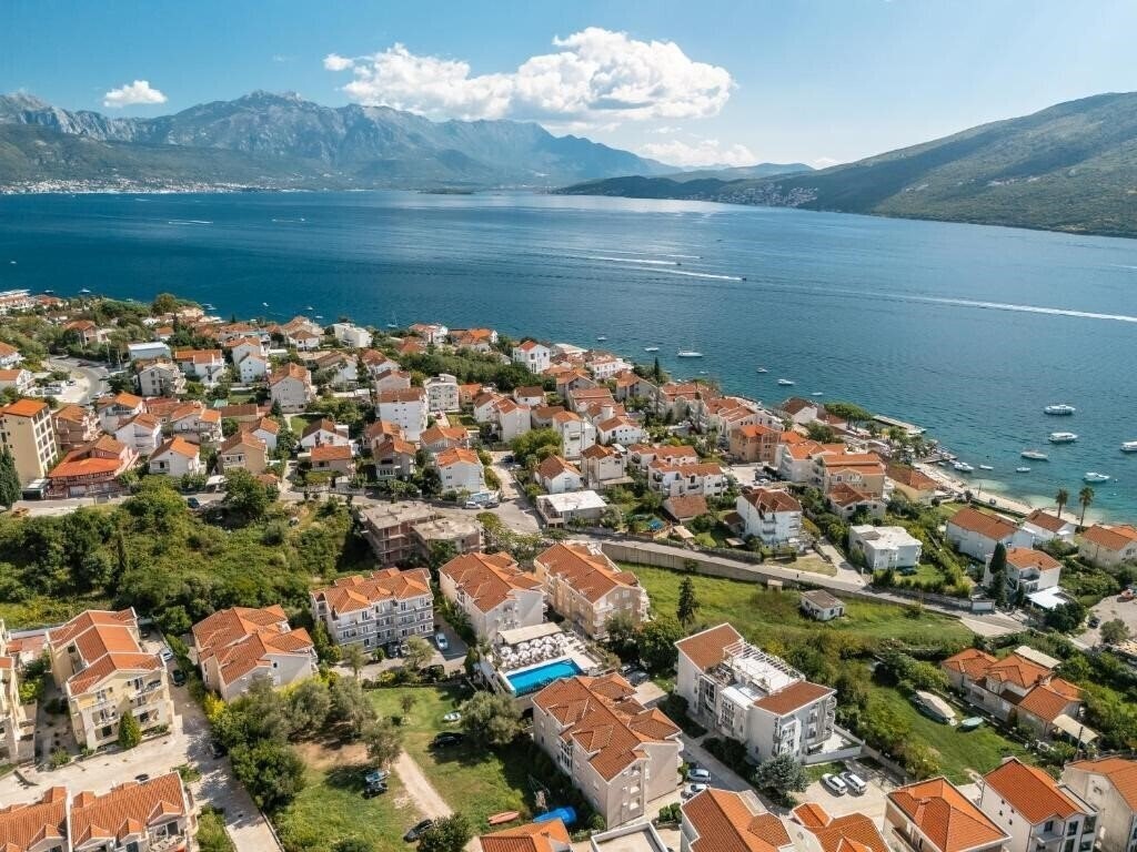 Апартаменты Sun Village Apartments 4*