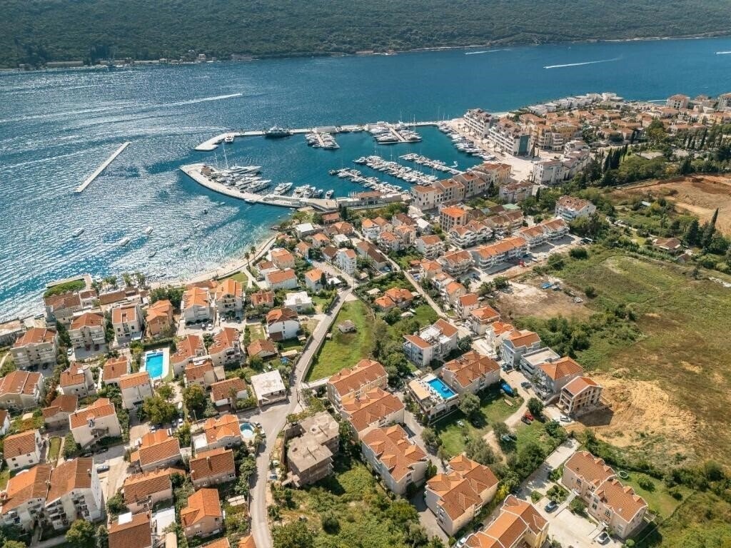 Панорама Sun Village Apartments 4*