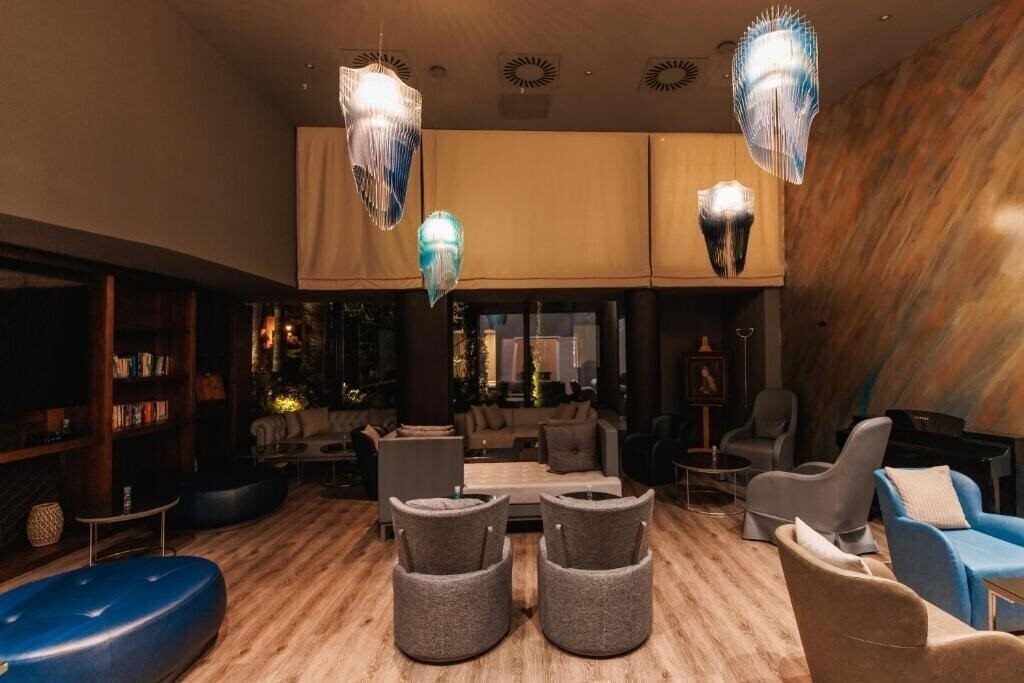 Апартаменти Palmon Bay Hotel & SPA 4*