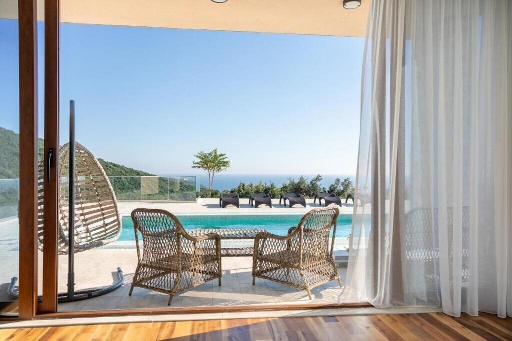 Картинка Cape Montenegro 5*