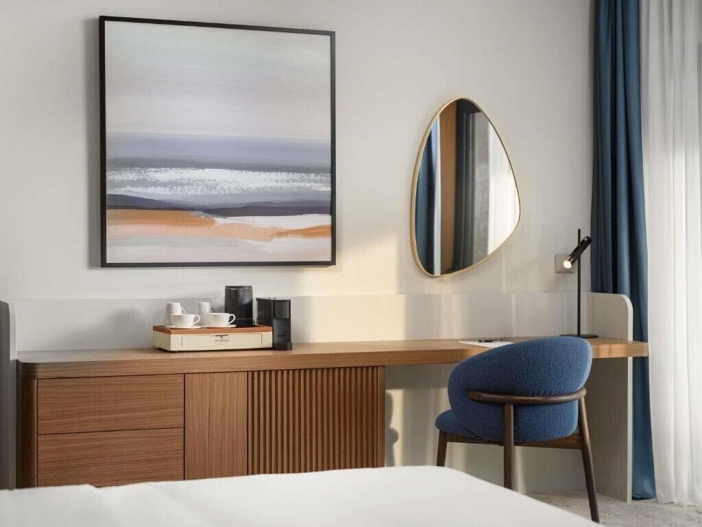 Территория Movenpick Hotel & Residences Teuta Kotor Bay 5*