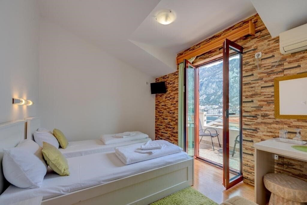 Фото Galia Hotel 3*