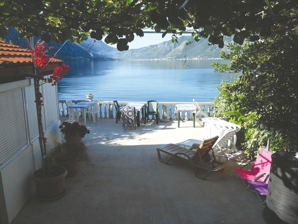 Панорама Villa Radojkovici 3*