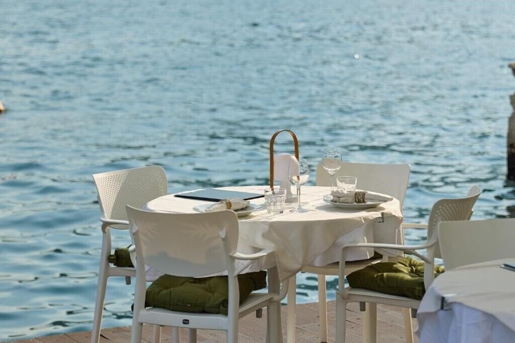 Территория Hotel Villa Perast 3*
