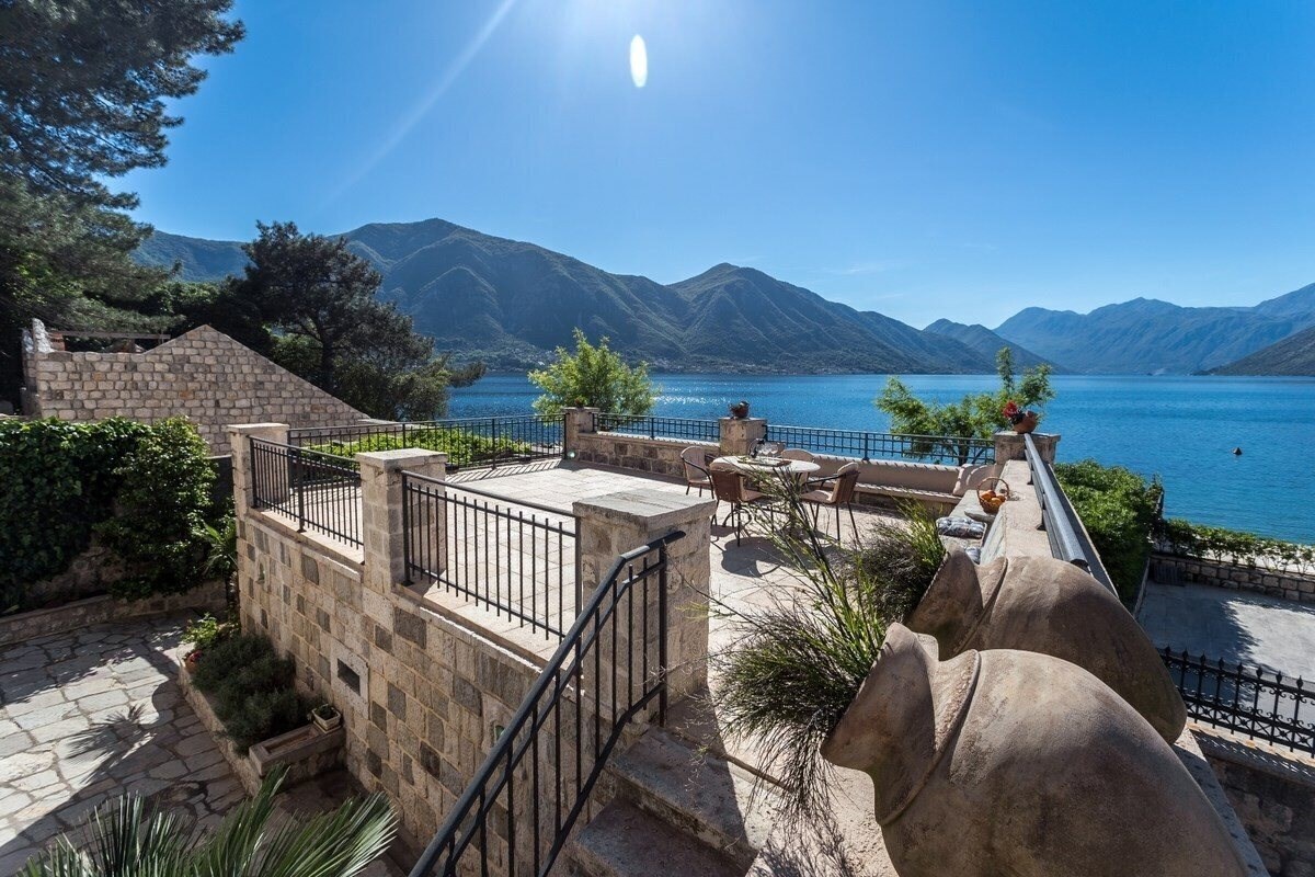 Территория Villa Dena House вилла